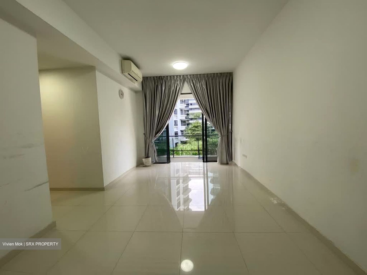 The Palette (D18), Condominium #587647981